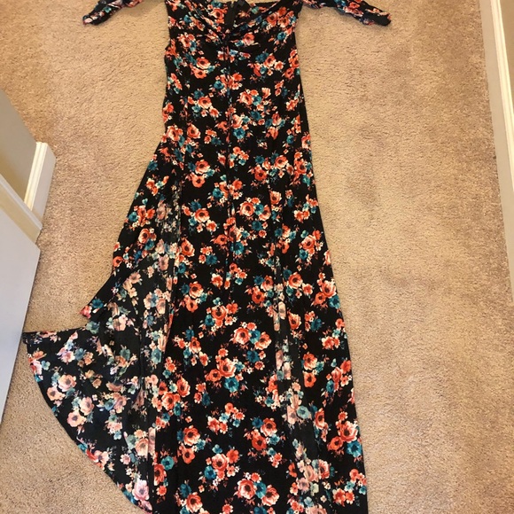 Fun and flattering maxi-great for summer! - Picture 2 of 2